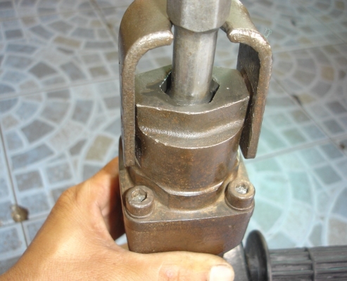 ขายสกัดไฟฟ้า Makita HM1201 21mm