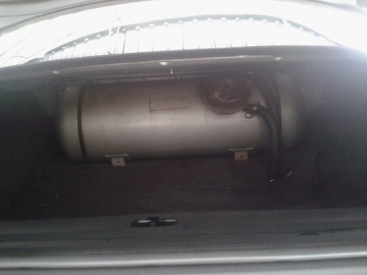 ขายออดี๋ เอ6 ออโต้แก็ส สีดีภายในสวย แอร์เย็น พร้อมใช้ขายถูกๆ90000