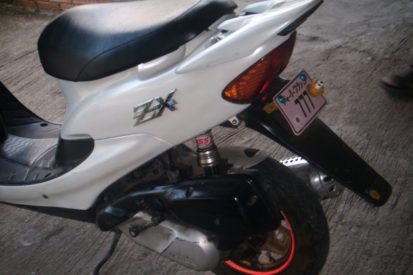 ขาย honda zx เครื่องเดิมนอกแรง มีของแต่งตามรูป ขาย honda zx เครื่องเดิมนอกแรง มีของแต่งตามรูป