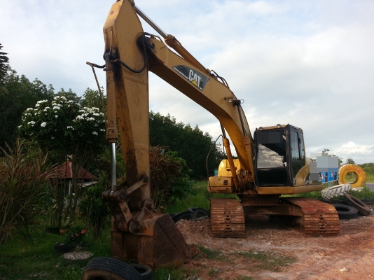 CAT320C