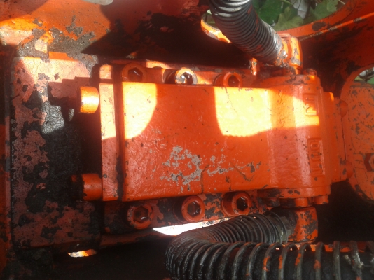 ขายหัวเจาะแบคโฮ120ยี่ห้อNPKเบอร์7สภาพเก่านอก