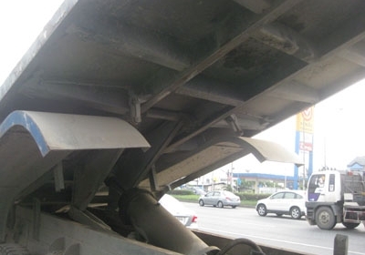 ขายสิบล้อหัวยาวเพลาเดียวดั้มพ์พื้นเรียบ เครื่อง J 160 แรง โทร 088-4501277