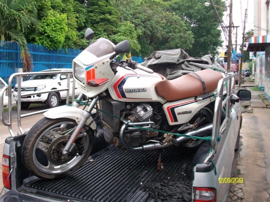 .ขายhonda cx400euro ทะเบียนพร้อมโอนครับ 39500บาท