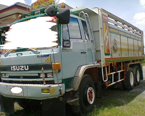 Isuzu Rocky ล็อกเล็ก 2  เพลาเดียวดั้ม 195 สโลอินเตอร์  กระบะเนียม ช่วงล่าง โบ้200 ระฆังเล็ก พร้อมใช้ ราคาต่อรองได้