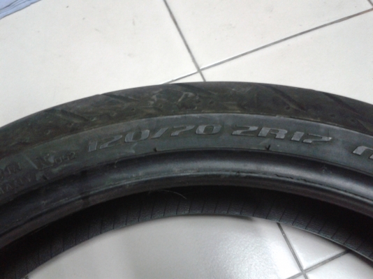 ยาง METZELER 180/60/16 ยาง METZELER 180/60/16