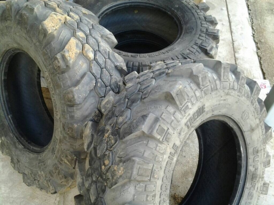 ยาง 33/16/10.5