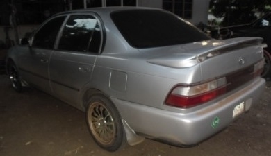 TOYOTA COROLLA 1.3 GXi MT ปี 94 รถสวยสีสันบางเดิมพร้อมใช้งานได้เลย ติดตั้งแก๊ส LPG ลงเล่มครบถูกต้อง เครื่องแห้งแรงดีไม่มีเยิ้ม ภายในเก๋งคอนโซลสวยครบพร้อม CD MP3 แอร์เย็น พ.เพาเวอร์ ก.ไฟฟ้า ช่วงล่างแน่น ยางสภาพดี 4 เส้นประมาณ 70\% พร้อมใ TOYOTA COROLLA 1.3 GXi MT ปี 94 รถสวยสีสันบางเดิมพร้อมใช้งานได้เลย ติดตั้งแก๊ส LPG ลงเล่มครบถูกต้อง เครื่องแห้งแรงดีไม่มีเยิ้ม ภายในเก๋งคอนโซลสวยครบพร้อม CD MP3 แอร์เย็น พ.เพาเวอร์ ก.ไฟฟ้า ช่วงล่างแน่น ยางสภาพดี 4 เส้นประมาณ 70\% พร้อมใ
