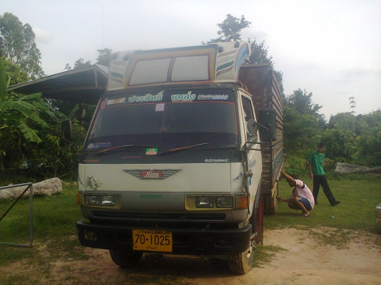 ลดราคาเหลือ 350,000 ขาย KM 779 เครื่อง 117 แรงมีเทอร์โบ พวงมาลัยเพาเวอร์ รถสวยพร้อมใช้งาน ยาว 5.5 เมตร