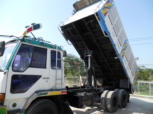 ขายรถบรรทุก 10 ล้อ 1 เพลา