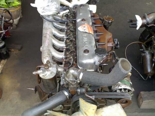 ขาย เครื่อง 6BD1-165แรงม้า สภาพพร้อมใช้ครับ