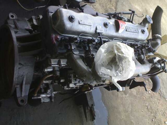 ขาย เครื่อง 6BD1-165แรงม้า สภาพพร้อมใช้ครับ