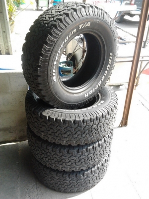 ขายยาง BF All 31*10.5*15 ปี06สภาพสวย สวย 1 ชุด 6900