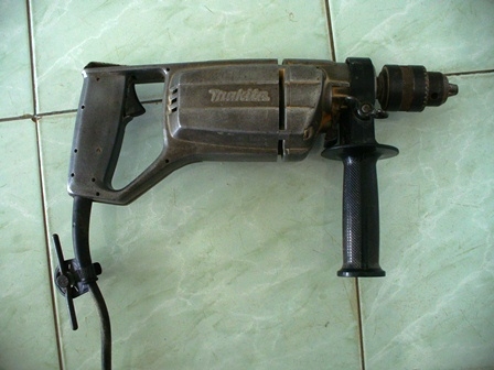 สว่าน Makita 8416 เกราะเหล็ก ราคาถูกๆมากๆ สว่าน Makita 8416 เกราะเหล็ก ราคาถูกๆมากๆ