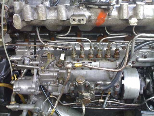 ขาย เครื่อง 6BD1-เทอร์โบ + ปั้มลม สภาพพร้อมใช้ครับ