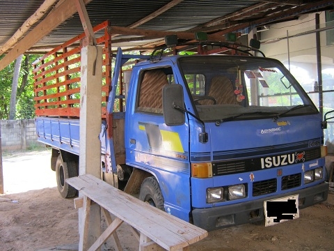 ขายรถ ISUZU NKR  110 แรง เครื่องดี คัดชีสวย ราคาเบาๆ