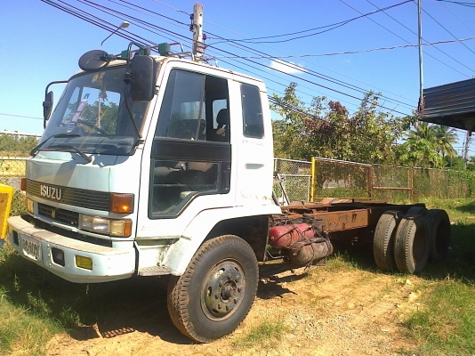 ISUZU ROCKY FVM 175 HP 6BG1 สิบล้อเพลาเดียว เครื่องวางใหม่แรงดีไม่มีเยิ้มลงเล่มครบถูกต้อง หัวเก๋งสภาพดีไม่มีผุ ภายในอุปกรณ์ครบ พวงมาลัยเพาเวอร์ เบรคทริ๊ปฟี้ เอาสารเล่มทะเบียนครบพร้อมครับ