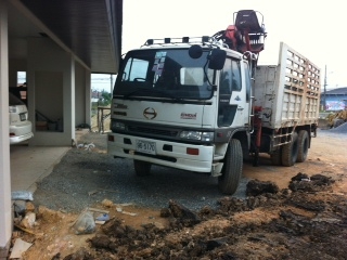 ฮีโน่สมอทอง ปี47 สิบล้อเพลาเดียว