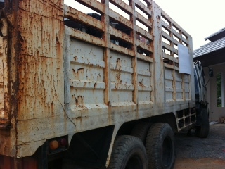 ฮีโน่สมอทอง ปี47 สิบล้อเพลาเดียว