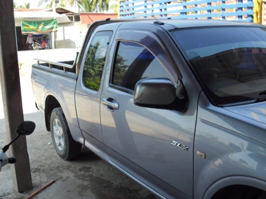 ขายอีฃุฃุ D-MAX สภาพสวย เครื่อง 3.0