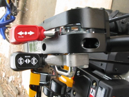 ขายรถตัดอ้อยชนิดเดินตาม ESM นำเข้าจากเยอรมัน ขายรถตัดอ้อยชนิดเดินตาม ESM นำเข้าจากเยอรมัน