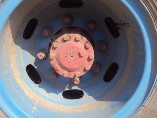 ขายรถบัส 10m ราคา 300,000 สนใจติดต่อ 081-6432106 สมพจน์