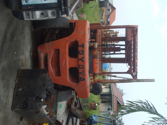 toyota รุ่น3 นำหนัก 5ตัน เกียร์ทอร์ค เครื่องยนต์ดีเซล toyota รุ่น3 นำหนัก 5ตัน เกียร์ทอร์ค เครื่องยนต์ดีเซล