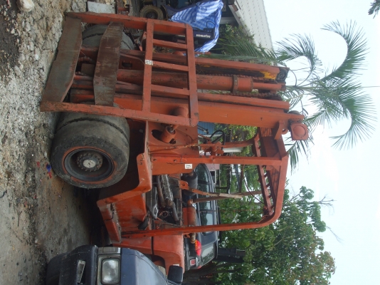 toyota รุ่น3 นำหนัก 5ตัน เกียร์ทอร์ค เครื่องยนต์ดีเซล