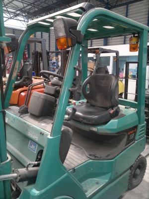 ขายรถฟอร์คลีฟท์ไฟฟ้า TOYOTA  7FBL15 เสา 3M.ปี2008, 2167ชม.สวย รถนอกนำเข้า ติดต่อ มานะ 085-9049669