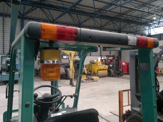 ขายรถฟอร์คลีฟท์ไฟฟ้า TOYOTA  7FBL15 เสา 3M.ปี2008, 2167ชม.สวย รถนอกนำเข้า ติดต่อ มานะ 085-9049669