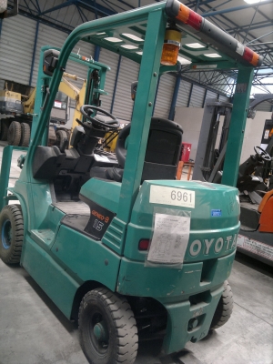 ขายรถฟอร์คลีฟท์ไฟฟ้า TOYOTA  7FBL15 เสา 3M.ปี2008, 2167ชม.สวย รถนอกนำเข้า ติดต่อ มานะ 085-9049669