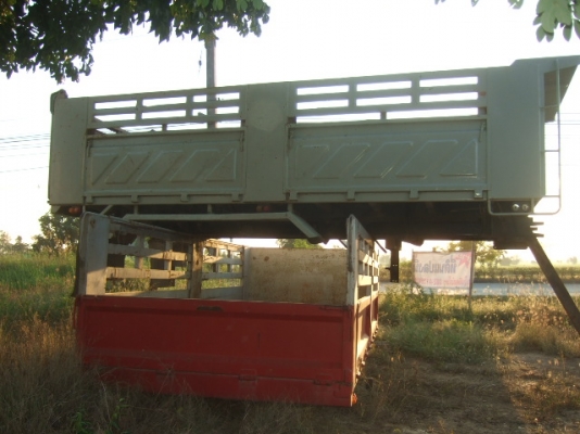 ขายกระบะดั๊มพ์สามมิตร