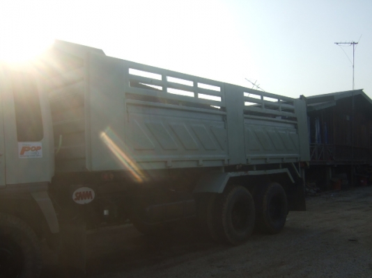 ขายกระบะดั๊มพ์สามมิตร