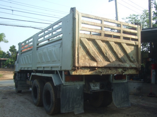 ขายกระบะดั๊มพ์สามมิตร