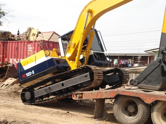 ขายรถแมคโครPC120-5 ไฟฟ้าครบ เอกสารอินวอย สภาพพร้อมใช้ สนใจติดต่อ บอย 085-156-2314