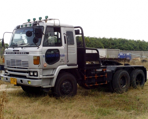 รถหัวลาก+หางยาว 12 เมตร NISSAN UD 265 แรงม้า