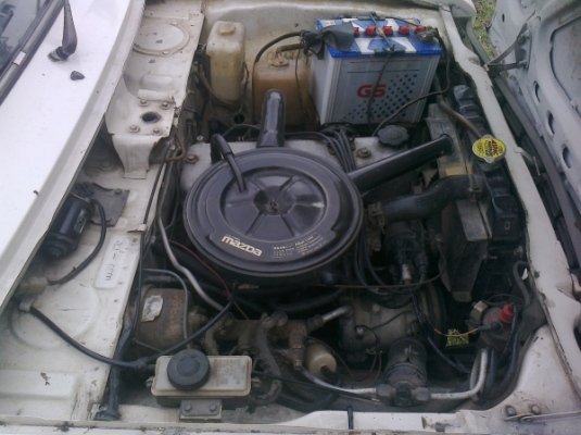 ขาย Mazda 1300 5Speed 5ขอ สีขาว แอร์หนาว วิทยุดังๆ