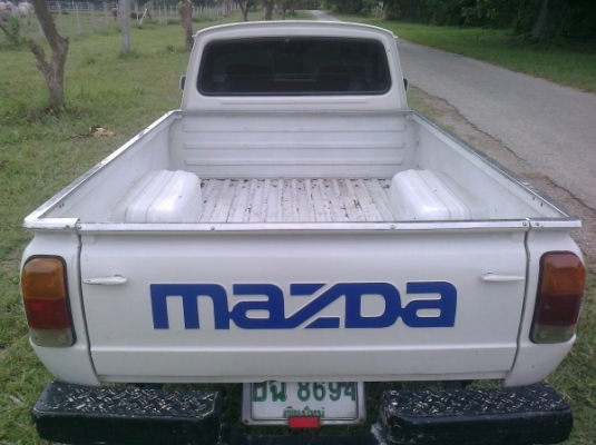 ขาย Mazda 1300 5Speed 5ขอ สีขาว แอร์หนาว วิทยุดังๆ