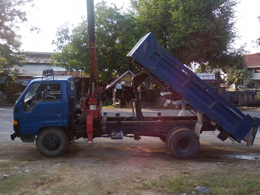 ขายรถหกล้อ ดั๊ม-ติดเครน TOYOTA ไดน่า 115 แรง  สวยแบบเดิมๆ   รถช่วงยาว 4 เมตรครึ่ง พวงมาลัยพาวเวอร์