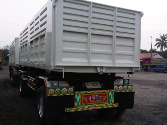 รถบรรทุก 22 ล้อ