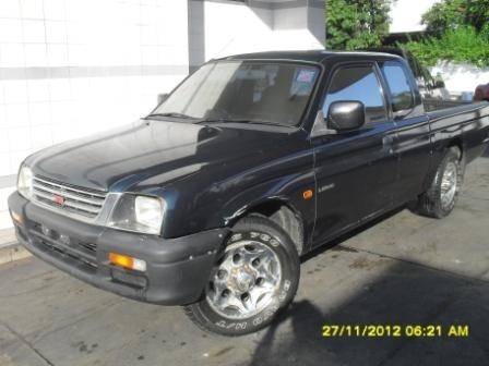 ขายปี96 starda  megacab 2.8 super GLSเครื่องดีเซล เกียร์ธรรมดา