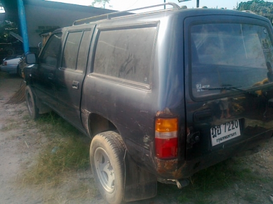 ขายไมตี้แวนปี93.พร้อมใช้งานแต่สีไม่สวยนอกนั้นพร้อมใช้ เครื่อง2500เทอโบมั้ง กระจกไฟฟ้าคู่หน้า พวงพาวเวอร์ คานหน้ามีตัวเลข คัสซีสวยไม่ผุ เครื่องดีมากๆ ตามรูป อยู่คลอง6คลองหลวงปทุมธานี