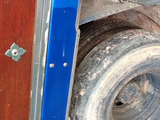 ขายหกล้อFC เครื่อง120 ยาว5.50 ปี38 กระจกไฟฟ้า รถห้างแท้ๆพร้อมใช้ดูรถได้ที่ในเมืองสุโขทัย