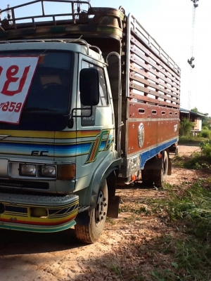 ขายหกล้อFC เครื่อง120 ยาว5.50 ปี38 กระจกไฟฟ้า รถห้างแท้ๆพร้อมใช้ดูรถได้ที่ในเมืองสุโขทัย