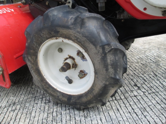 รหัส:12000951รถพรวนดินเดินตามเบนชิล(3.5ps)มีชุดพรวนดินกว้าง55cm.ประหยัดน้ำมันเคลื่อนที่ง่ายwww.nihonmono.com