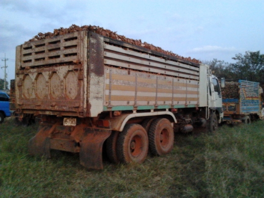 HINO FM 3M - 240 HP M10C สิบล้อดั๊มพ์ 2 เพลา มีระบบลากพ่วงให้ด้วยครับ กระบะดั๊มพ์มิเนียม 12 ตันสภาพสวย เครื่องแน่นดีไม่มีเยิ้ม ภายในสวย แอร์เย็น พวงมาลัยเพาเวอร์ เบรคทริ๊ปฟี้ครบครัน ช่วงล่างคัชซีไม่มีบวม ยางสภาพดี 70\% พร้อมใช้งาน เอกสารทะเบียนภาษีครบไม่ขา HINO FM 3M - 240 HP M10C สิบล้อดั๊มพ์ 2 เพลา มีระบบลากพ่วงให้ด้วยครับ กระบะดั๊มพ์มิเนียม 12 ตันสภาพสวย เครื่องแน่นดีไม่มีเยิ้ม ภายในสวย แอร์เย็น พวงมาลัยเพาเวอร์ เบรคทริ๊ปฟี้ครบครัน ช่วงล่างคัชซีไม่มีบวม ยางสภาพดี 70\% พร้อมใช้งาน เอกสารทะเบียนภาษีครบไม่ขา