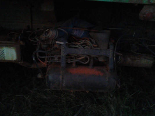 HINO FM 3M - 240 HP M10C สิบล้อดั๊มพ์ 2 เพลา มีระบบลากพ่วงให้ด้วยครับ กระบะดั๊มพ์มิเนียม 12 ตันสภาพสวย เครื่องแน่นดีไม่มีเยิ้ม ภายในสวย แอร์เย็น พวงมาลัยเพาเวอร์ เบรคทริ๊ปฟี้ครบครัน ช่วงล่างคัชซีไม่มีบวม ยางสภาพดี 70\% พร้อมใช้งาน เอกสารทะเบียนภาษีครบไม่ขา HINO FM 3M - 240 HP M10C สิบล้อดั๊มพ์ 2 เพลา มีระบบลากพ่วงให้ด้วยครับ กระบะดั๊มพ์มิเนียม 12 ตันสภาพสวย เครื่องแน่นดีไม่มีเยิ้ม ภายในสวย แอร์เย็น พวงมาลัยเพาเวอร์ เบรคทริ๊ปฟี้ครบครัน ช่วงล่างคัชซีไม่มีบวม ยางสภาพดี 70\% พร้อมใช้งาน เอกสารทะเบียนภาษีครบไม่ขา