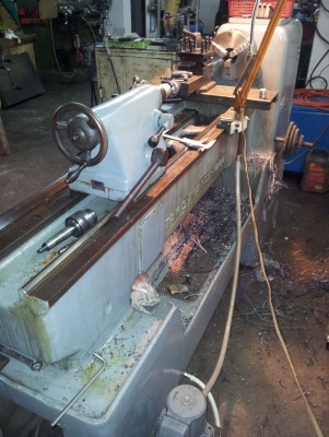 ขายเครื่องกลึง TAKISAWA 6ฟุต เครื่องแน่นเปรี้ย 139,000