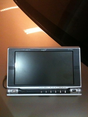 ทีวีสี จอ 7 นิ้ว รุ่น ZULEX ZT-708A มีรีโมทและเสาให้ 1,700 บาท ทีวีสี จอ 7 นิ้ว รุ่น ZULEX ZT-708A มีรีโมทและเสาให้ 1,700 บาท