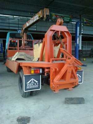 รถยกลากจูงพร้อมเครนยูนิค 3.50