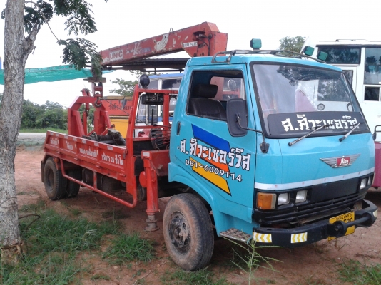 รถยกลากจูงพร้อมเครนยูนิค 3.50